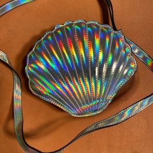 Metallic Seashell Purse